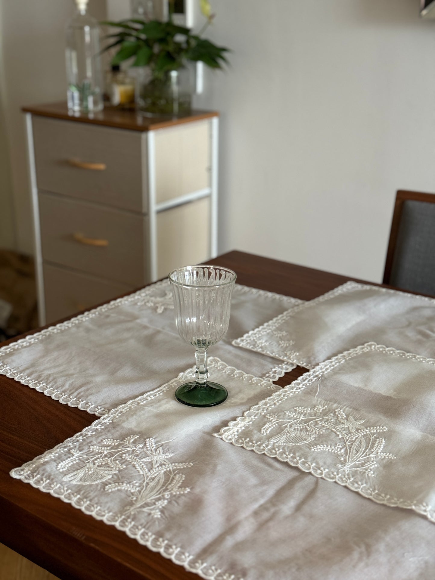 Gomti Table Mats