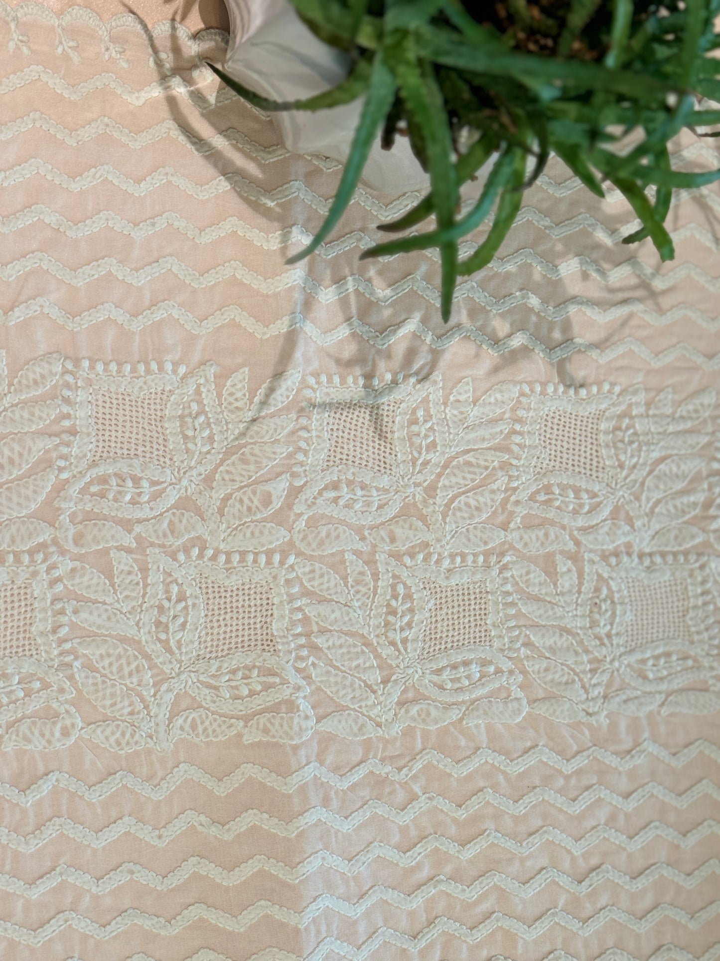 Jaali Large Table Runner