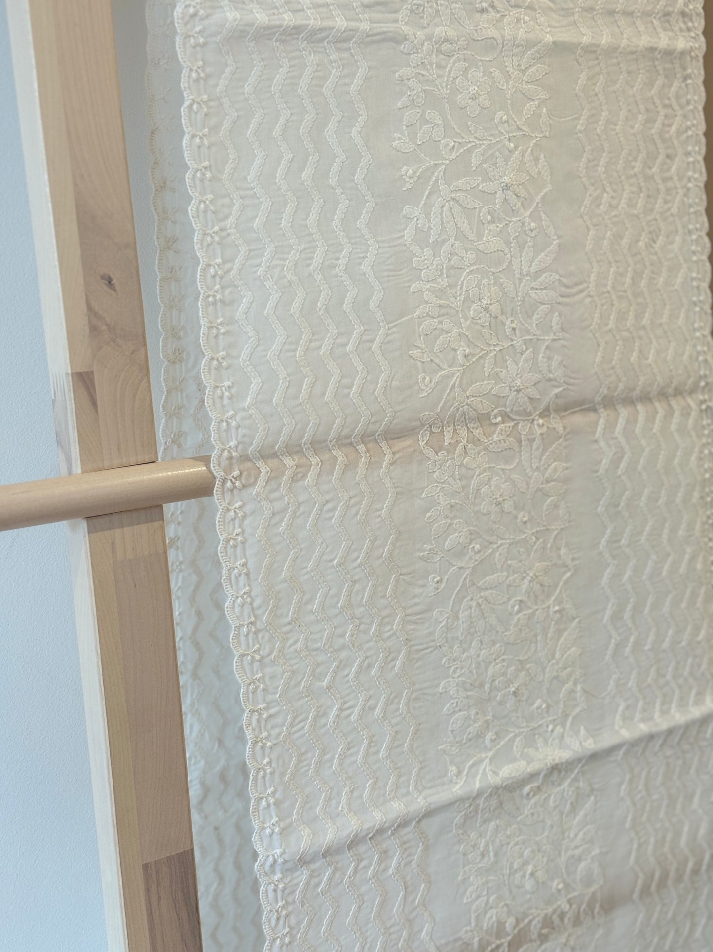 Shaahi Large Table Runner