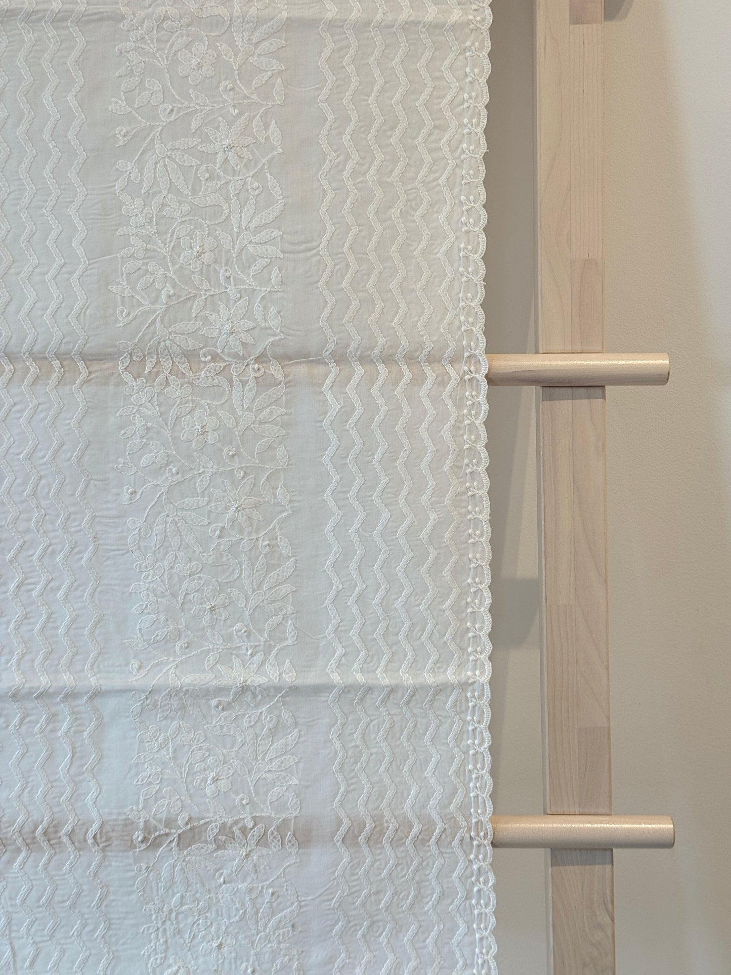 Shaahi Large Table Runner